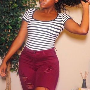 Stripped Cut-Out Shirt 👚 😍